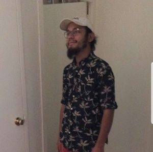 Meet Your Posher, Moises